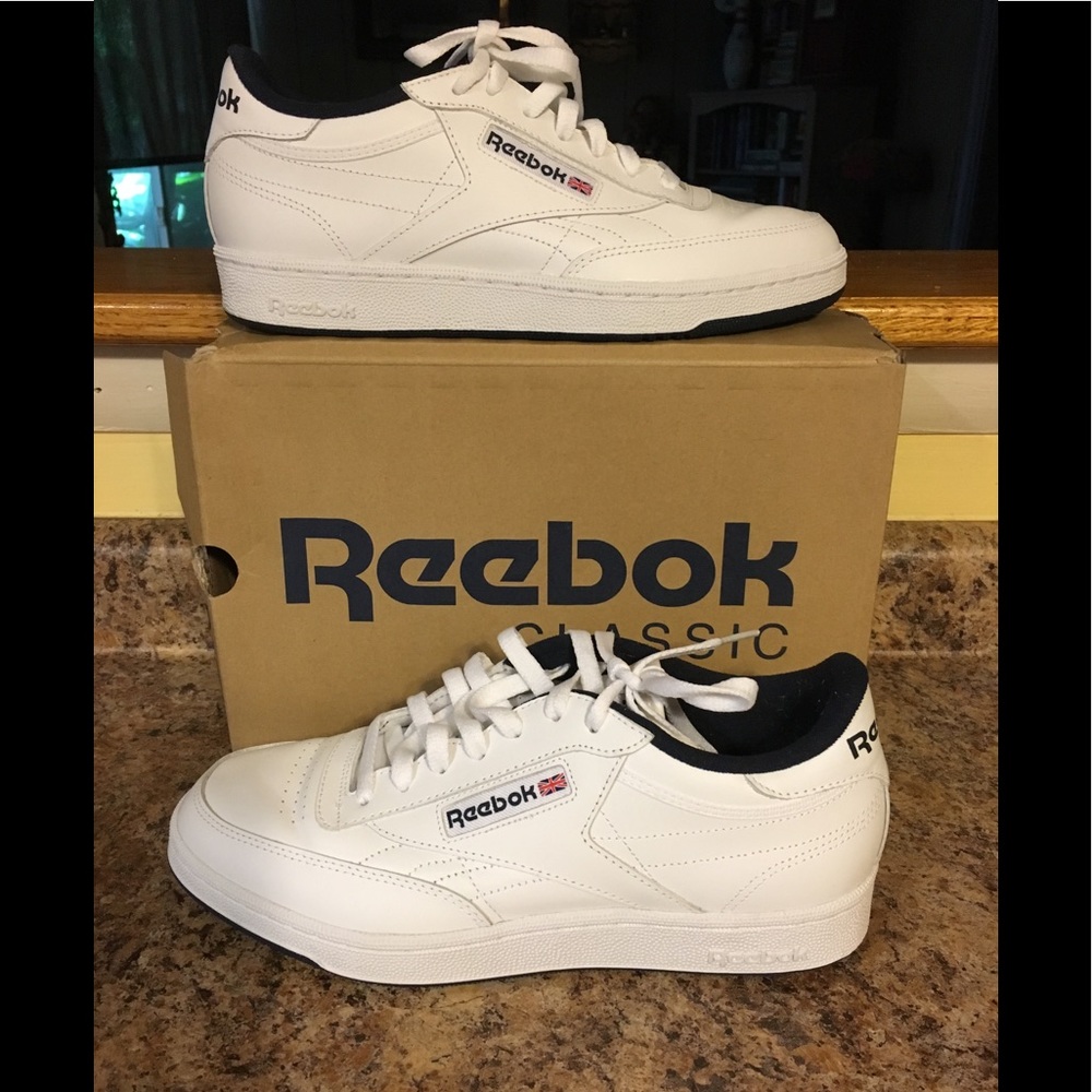 NIB Men’s Reebok Classic Sneakers Size 8.5